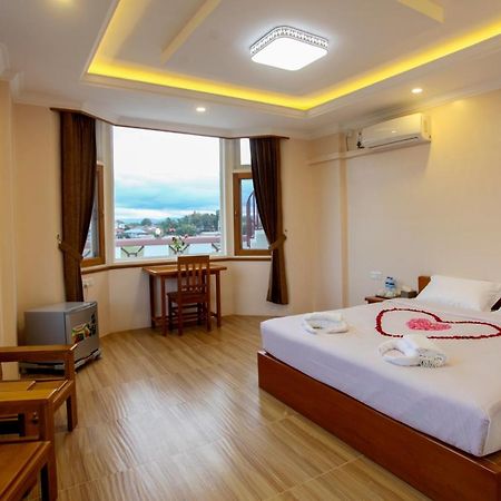 Five One Star Hotel Nyaung Shwe Kültér fotó