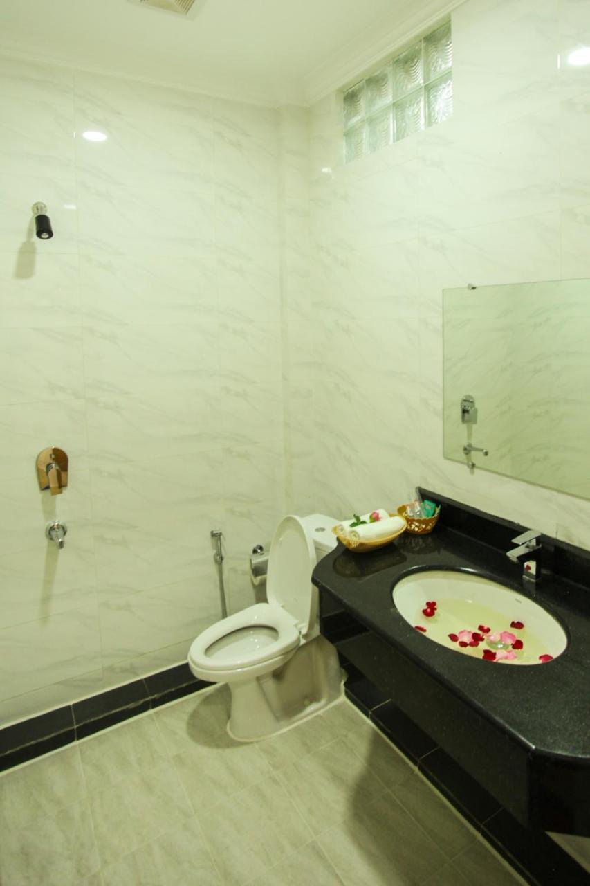 Five One Star Hotel Nyaung Shwe Kültér fotó
